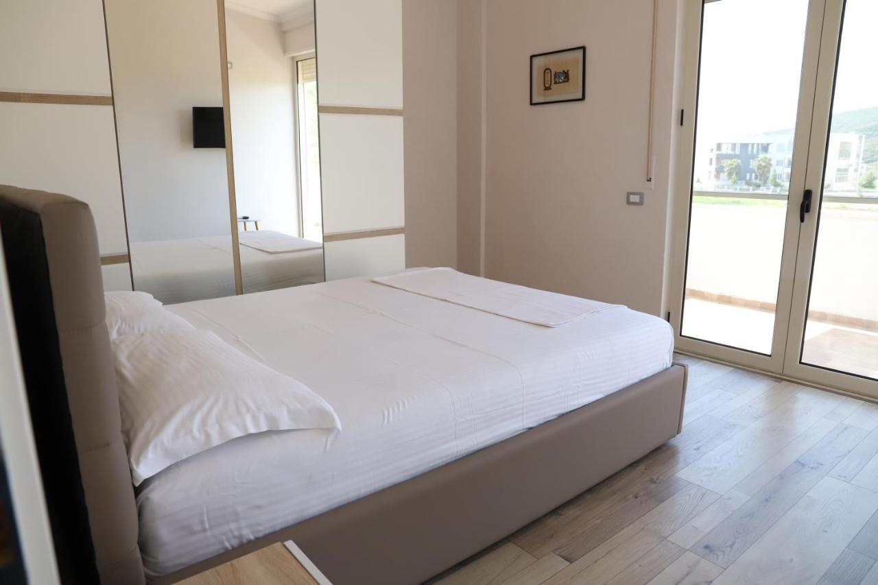Tea Residence, Gjiri I Lalzit Apartments Durres Exterior photo