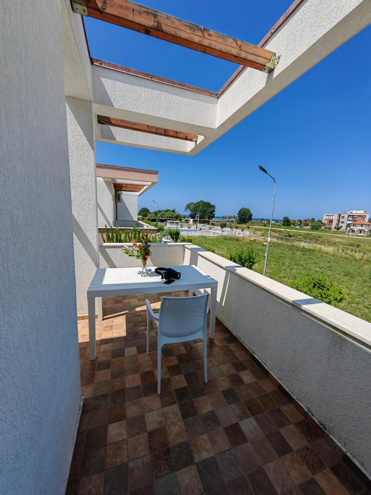 Tea Residence, Gjiri I Lalzit Apartments Durres Exterior photo